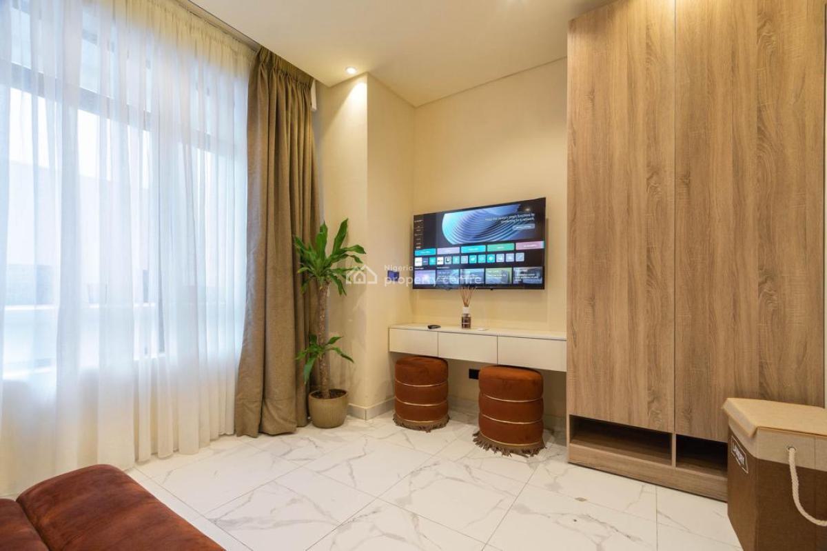 Spacious 1 Bedroom Penthouse with 2 Living Rooms and a Massive Balcony, Victoria Island (vi), Lagos, Flat / Apartment Short Let