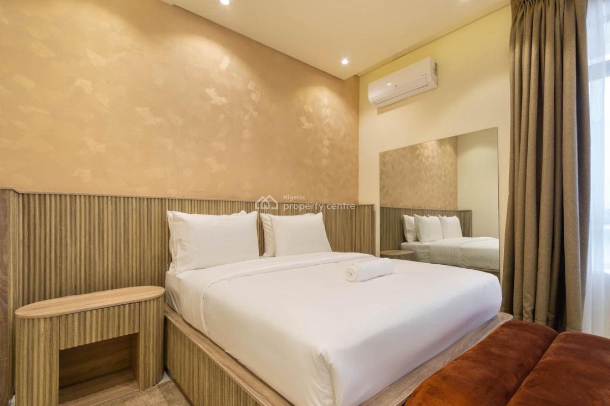 Spacious 1 Bedroom Penthouse with 2 Living Rooms and a Massive Balcony, Victoria Island (vi), Lagos, Flat / Apartment Short Let