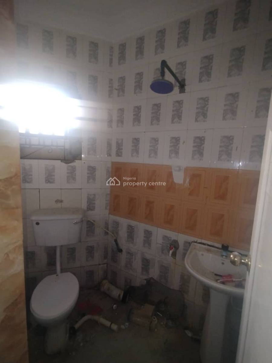 Well Maintained 3 Bedroom Flat, Paradise Estate, Lakowe, Ibeju Lekki, Lagos, Flat / Apartment for Rent