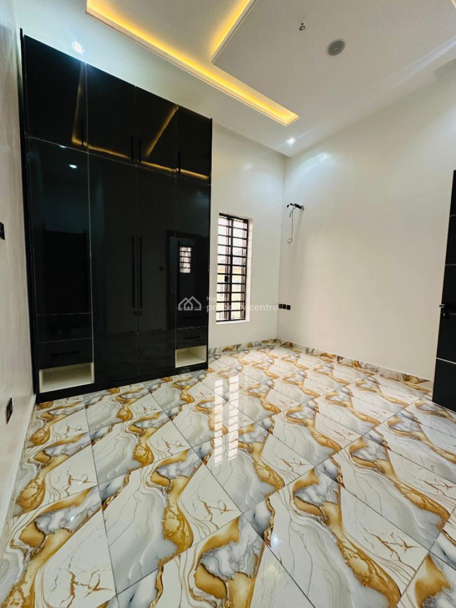 Spaciously 5 Bedroom Fully Detached Duplex with Bq and Swimming Pool, Gbagada, Lagos, Detached Duplex for Sale