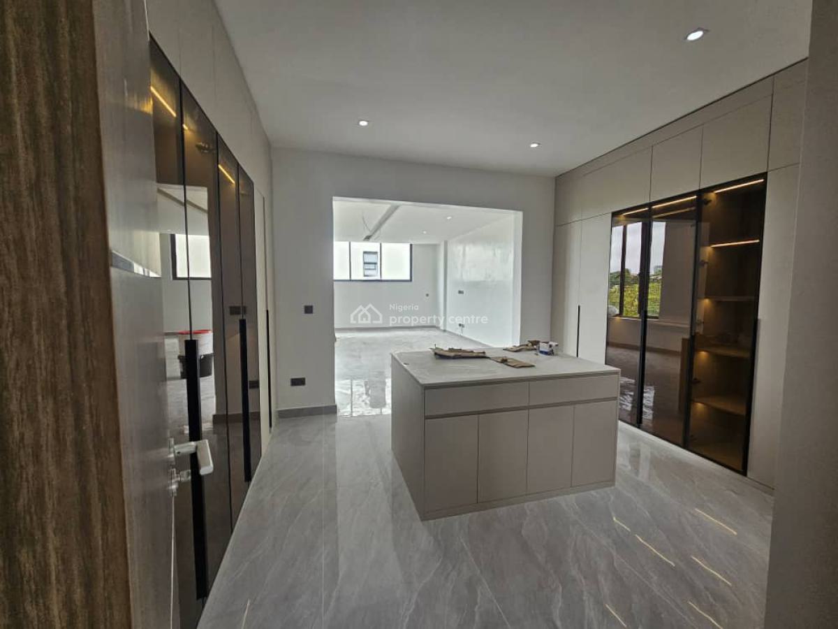 Luxury and Fully Serviced 5 Bedroom Fully Detached Duplex with Bq,, Off Glover Road, Old Ikoyi, Ikoyi, Lagos, Flat / Apartment for Sale