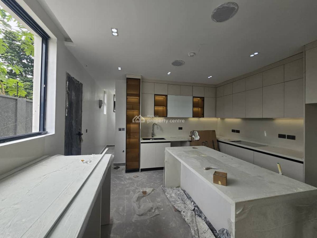 Luxury and Fully Serviced 5 Bedroom Fully Detached Duplex with Bq,, Off Glover Road, Old Ikoyi, Ikoyi, Lagos, Flat / Apartment for Sale