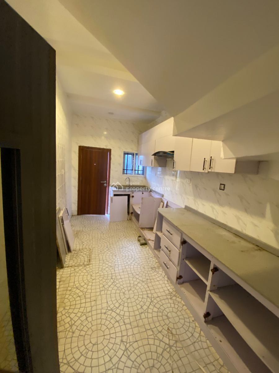 Well Maintained 3 Bedroom Duplex, Meridian Park Estate, Awoyaya, Ibeju Lekki, Lagos, Terraced Duplex for Rent