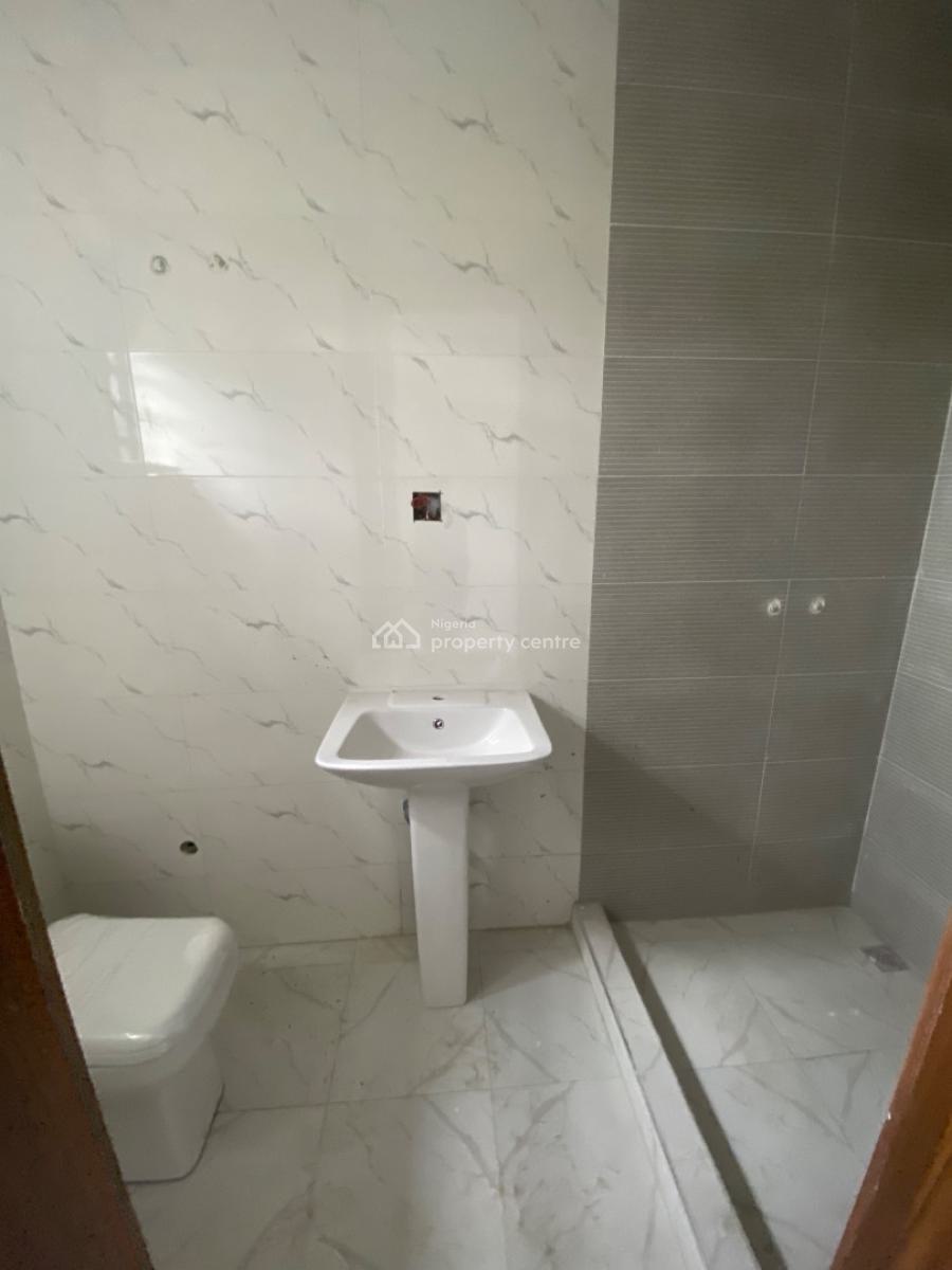 Luxury 2 Bedroom Apartment, Peninsula Scheme 2, Ajah, Lagos, Flat / Apartment for Sale