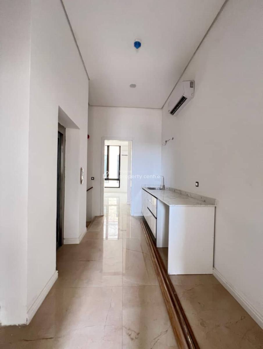 Luxury and Tastefully Finished 5 Bedroom Semi Detached Duplex with Bq, Old Ikoyi, Ikoyi, Lagos, Flat / Apartment for Sale