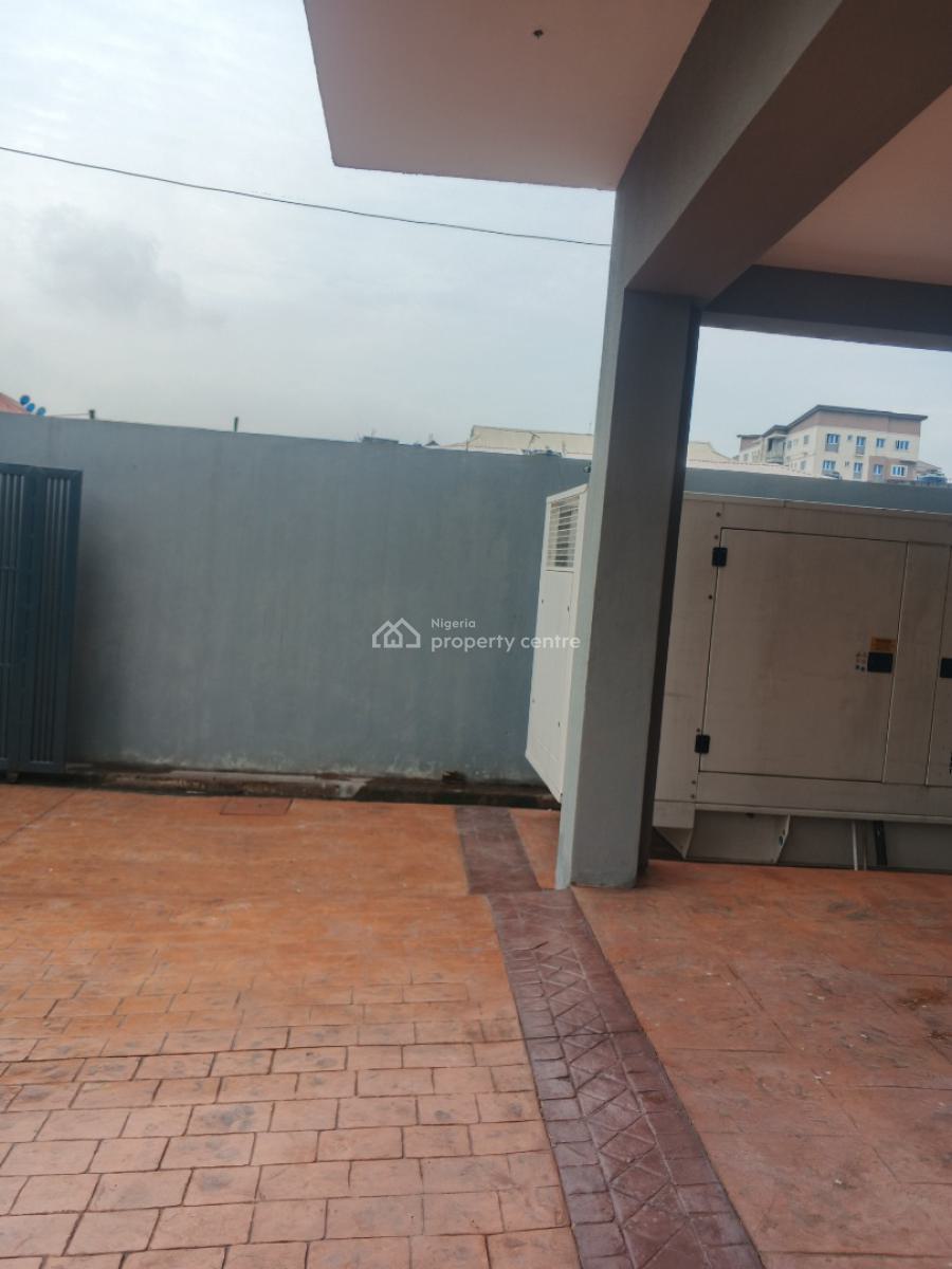 Luxury Two Bedroom Apartment Available in a Serene Area, Alagomeji, Yaba, Lagos, Flat / Apartment for Rent