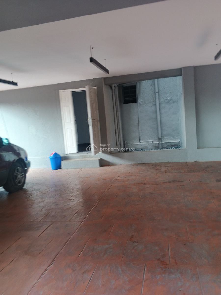 Luxury Two Bedroom Apartment Available in a Serene Area, Alagomeji, Yaba, Lagos, Flat / Apartment for Rent