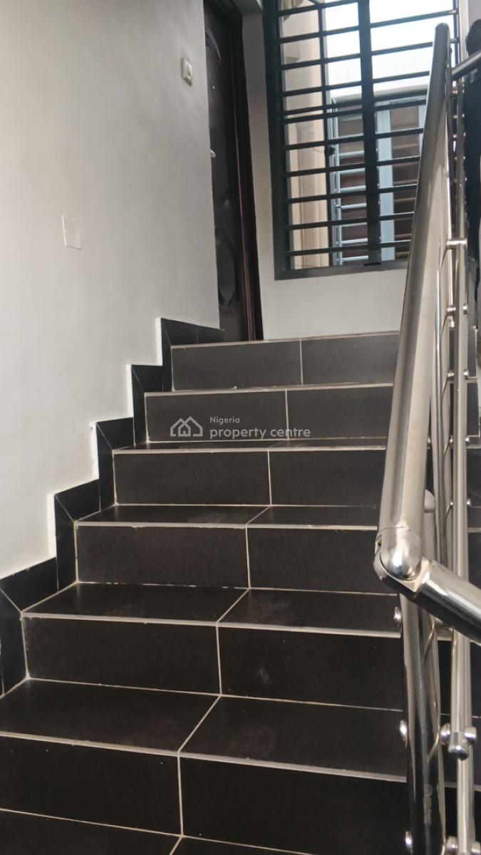 Luxury Two Bedroom Apartment Available in a Serene Area, Alagomeji, Yaba, Lagos, Flat / Apartment for Rent