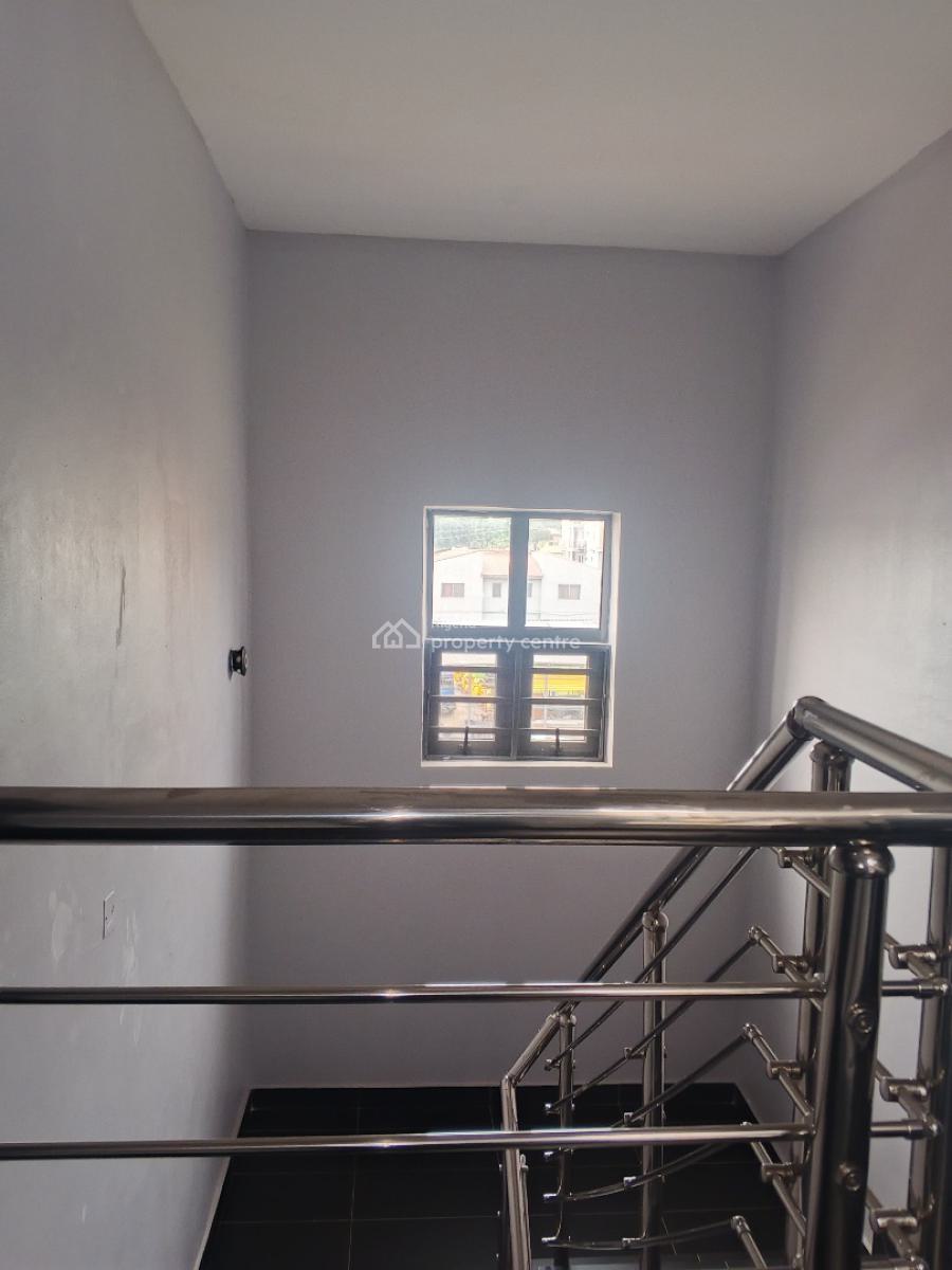 Luxury Two Bedroom Apartment Available in a Serene Area, Alagomeji, Yaba, Lagos, Flat / Apartment for Rent