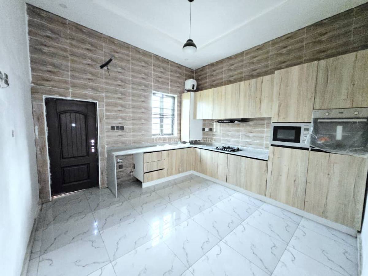 Well-built Luxury 4 Bedroom Semi-detached Duplex with Bq, Orchid Road, Lekki, Lagos, Semi-detached Duplex for Sale