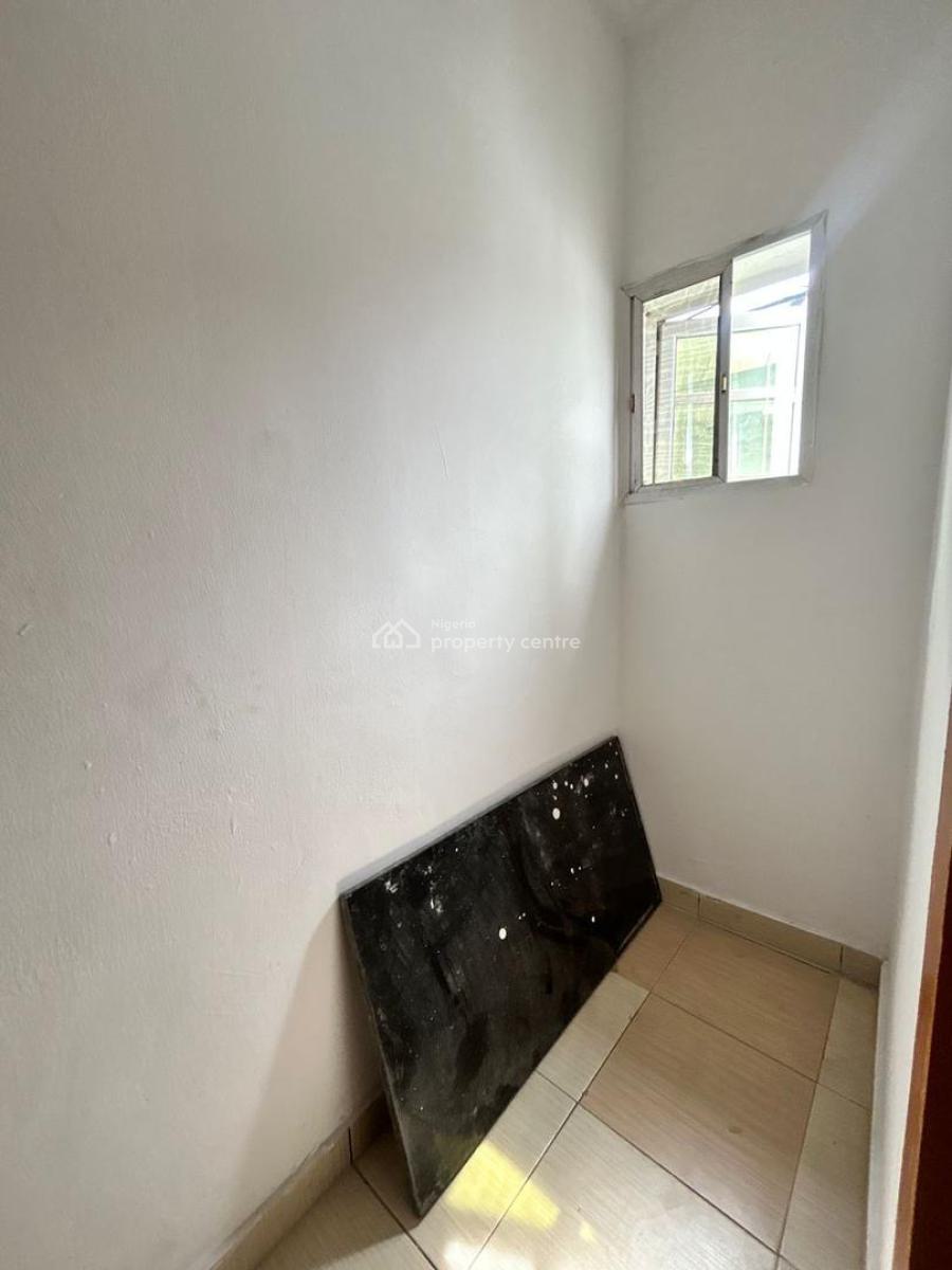 Well Maintained Serviced 3 Bedroom Apartments + Bq, Osapa London, Osapa, Lekki, Lagos, Flat / Apartment for Rent