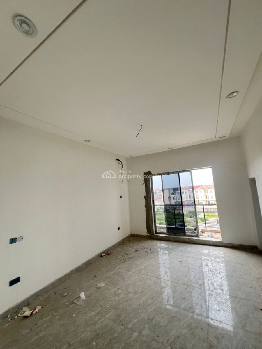 Luxuriously Finished 3 Bedroom Apartment, Guzape District, Abuja, House for Rent