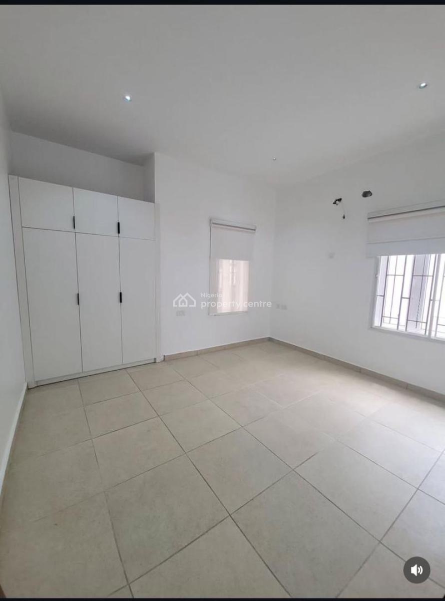 Tastefully Built Serviced 2 Bedroom Apartment with a Room Bo, Lekki Phase 1, Lekki, Lagos, Flat / Apartment for Rent