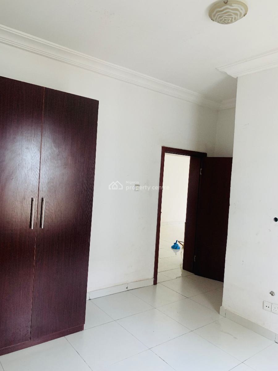 Luxury 2 Bedroom Apartment, Admiralty Way, Lekki Phase 1, Lekki, Lagos, Flat / Apartment for Sale