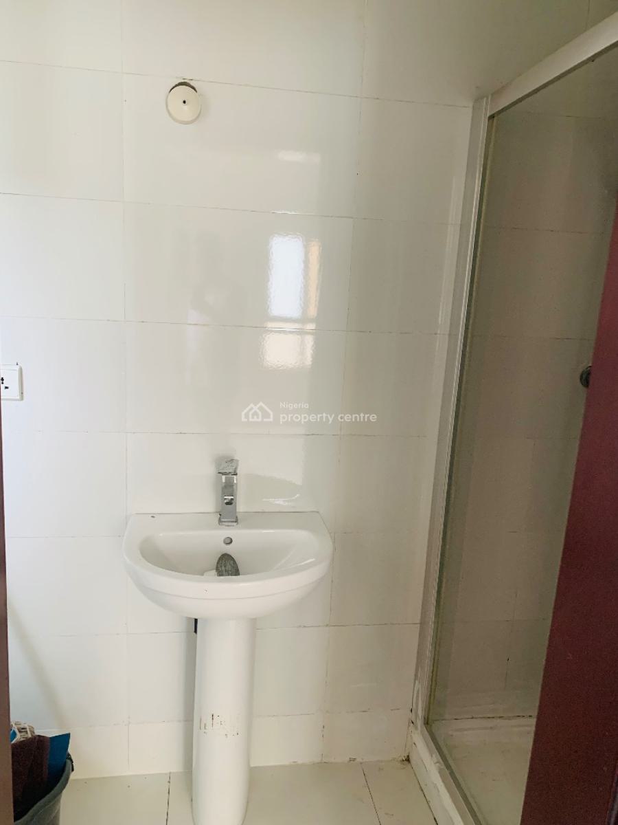 Luxury 2 Bedroom Apartment, Admiralty Way, Lekki Phase 1, Lekki, Lagos, Flat / Apartment for Sale
