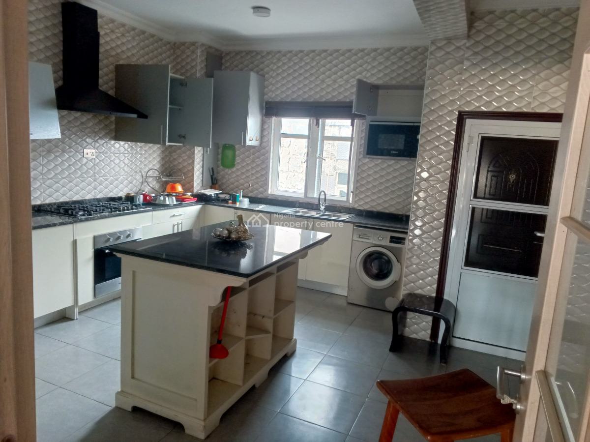 Luxury 3 Bedroom Fully Furnished with a Bq, Dediolu Estate, Victoria Island (vi), Lagos, Flat / Apartment for Rent