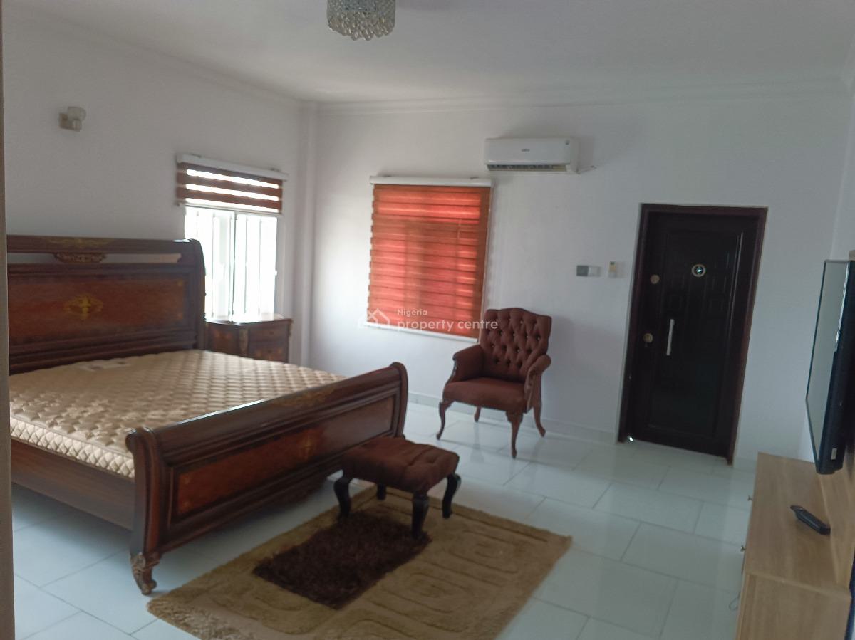 Luxury 3 Bedroom Fully Furnished with a Bq, Dediolu Estate, Victoria Island (vi), Lagos, Flat / Apartment for Rent