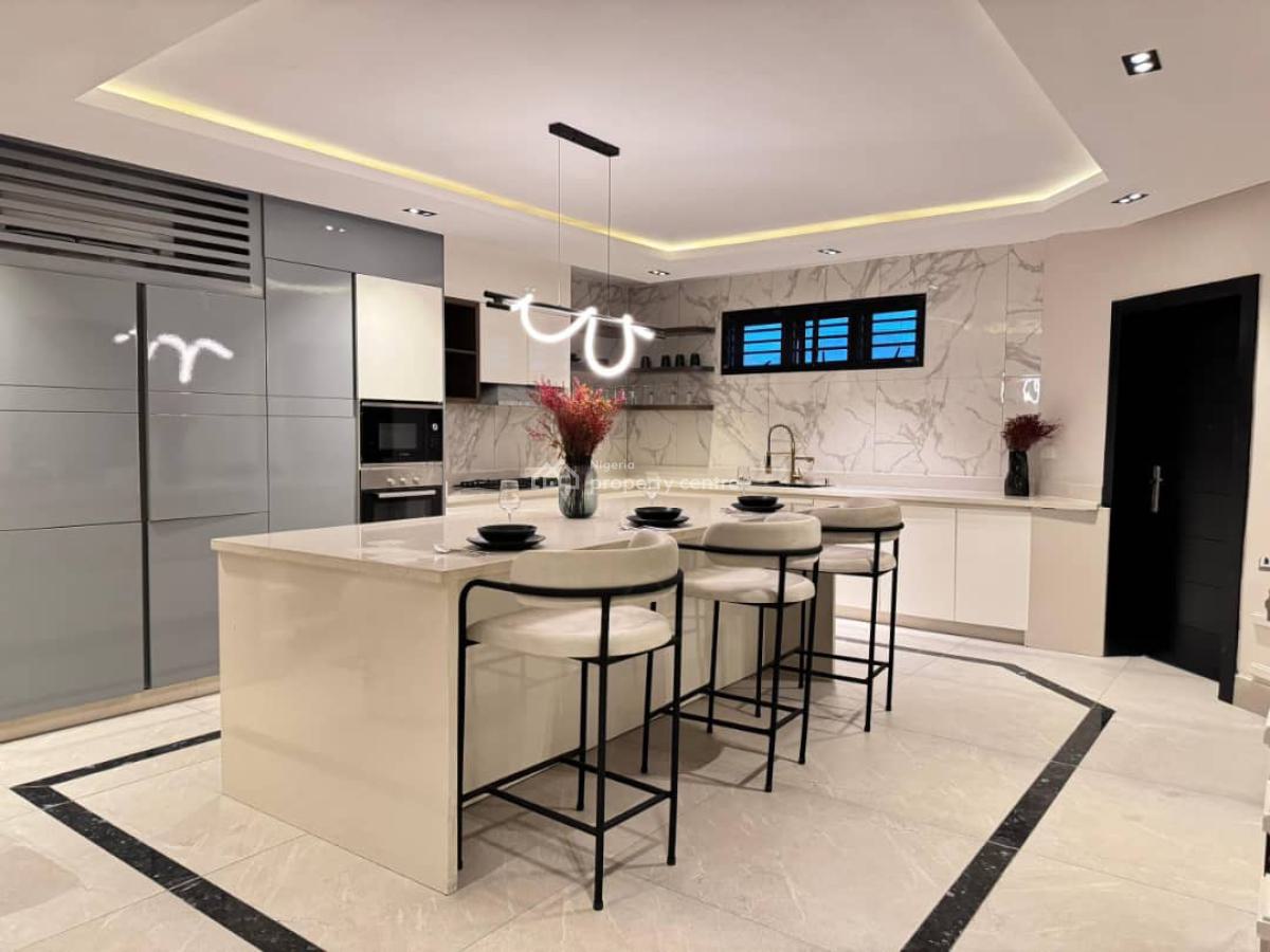 4 Bedroom Terrace with Pool & Ps5, Lekki Phase 1, Lekki, Lagos, Flat / Apartment Short Let