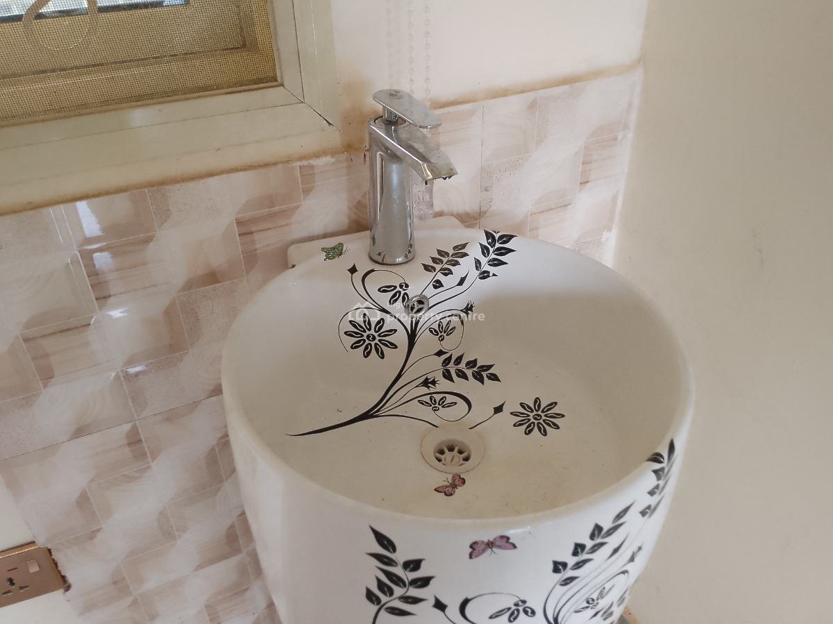 Luxury 2 Bedroom Apartment, Behind Fggc, Fo1 Layout, Kubwa, Abuja, Flat / Apartment for Rent