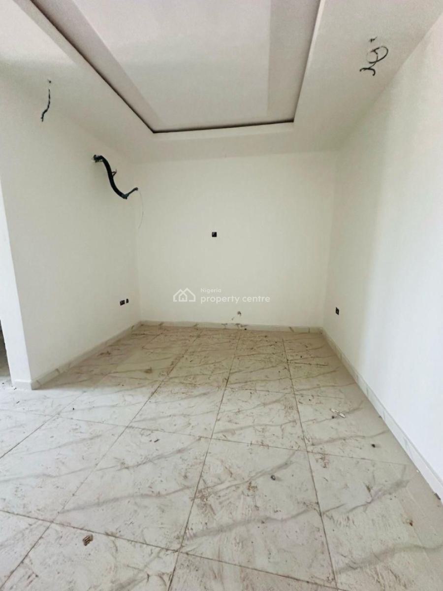 4 Bedroom Semi Detached, Obanikoro, Shomolu, Lagos, Semi-detached Duplex for Sale