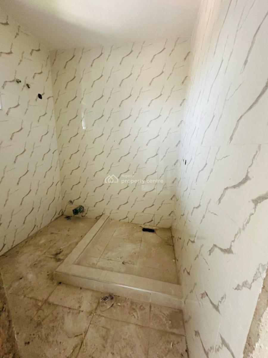 4 Bedroom Semi Detached, Obanikoro, Shomolu, Lagos, Semi-detached Duplex for Sale