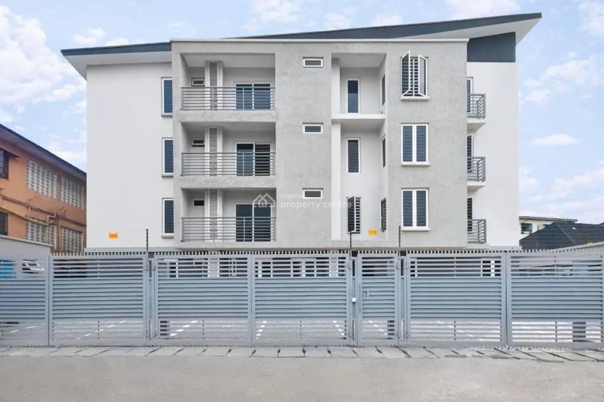 2 Bedroom Apartment, Yaba, Lagos, Flat / Apartment for Sale