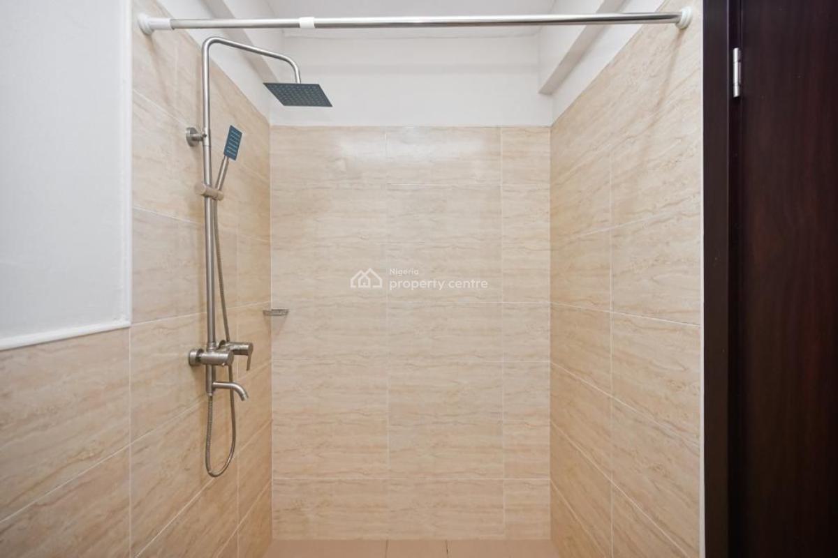 2 Bedroom Apartment, Yaba, Lagos, Flat / Apartment for Sale