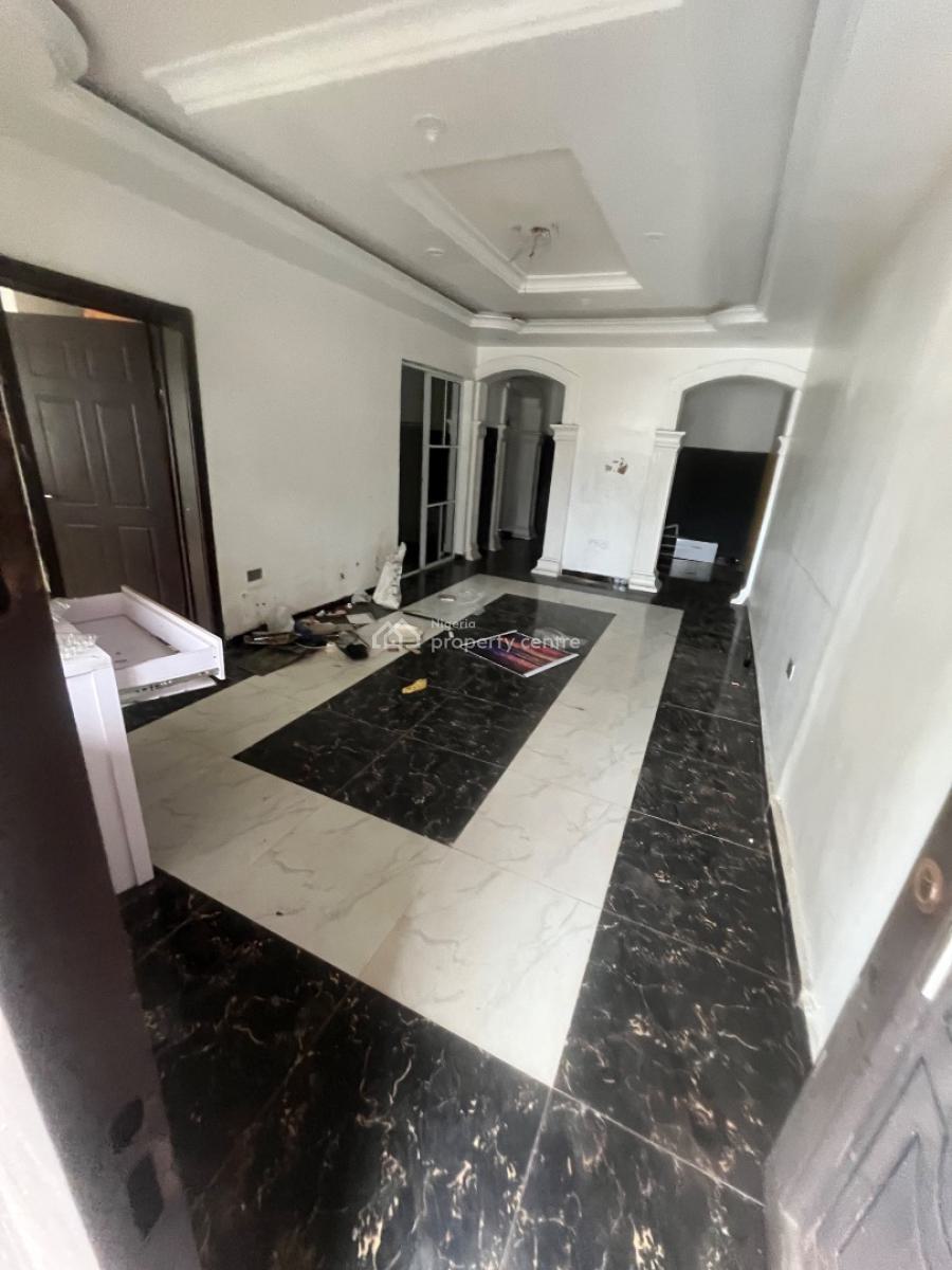Beautiful 2 Bedroom Flat Ground Floor, Abraham Adesanya Scheme, Ajah, Lagos, Flat / Apartment for Rent
