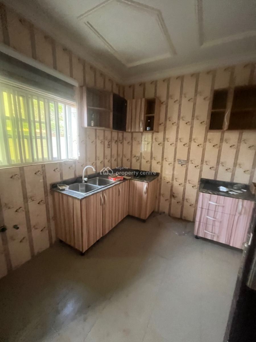 Beautiful 2 Bedroom Flat Ground Floor, Abraham Adesanya Scheme, Ajah, Lagos, Flat / Apartment for Rent