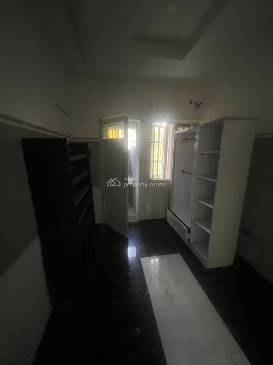 Beautiful 2 Bedroom Flat Ground Floor, Abraham Adesanya Scheme, Ajah, Lagos, Flat / Apartment for Rent