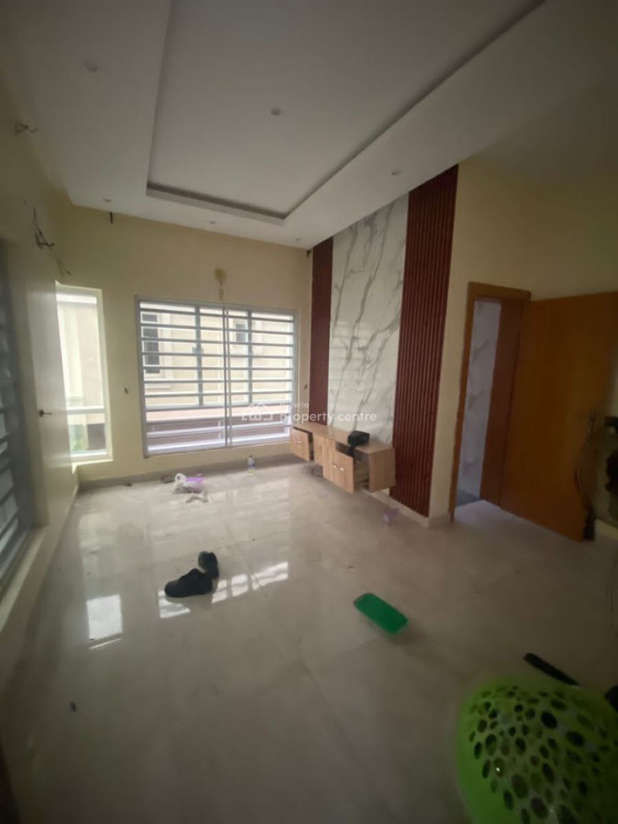 Serviced 2 Bedroom Flat, Bridgegate Estate, Agungi, Lekki, Lagos, Flat / Apartment for Rent