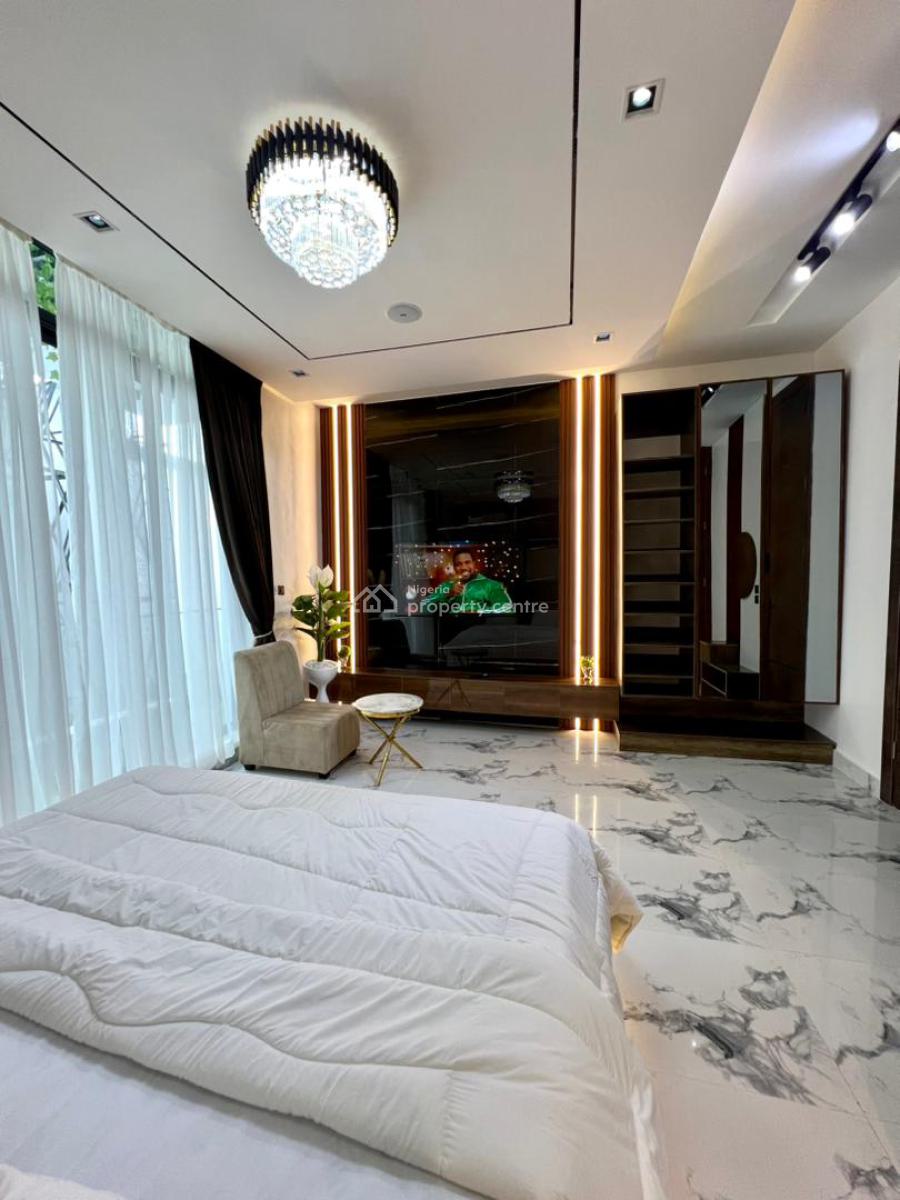 5 Bedrooms Fully Furnished Detatched with Bq, Chevron, Lekki, Lagos, Detached Duplex for Rent