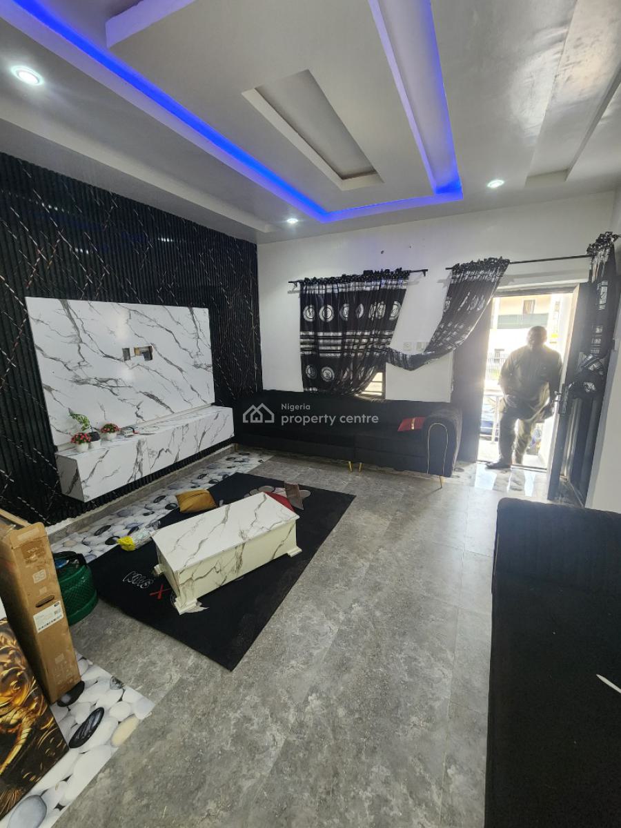 Luxury Two Bedroom Block of Flat, News Engineering, Dawaki, Gwarinpa, Abuja, Flat / Apartment for Rent