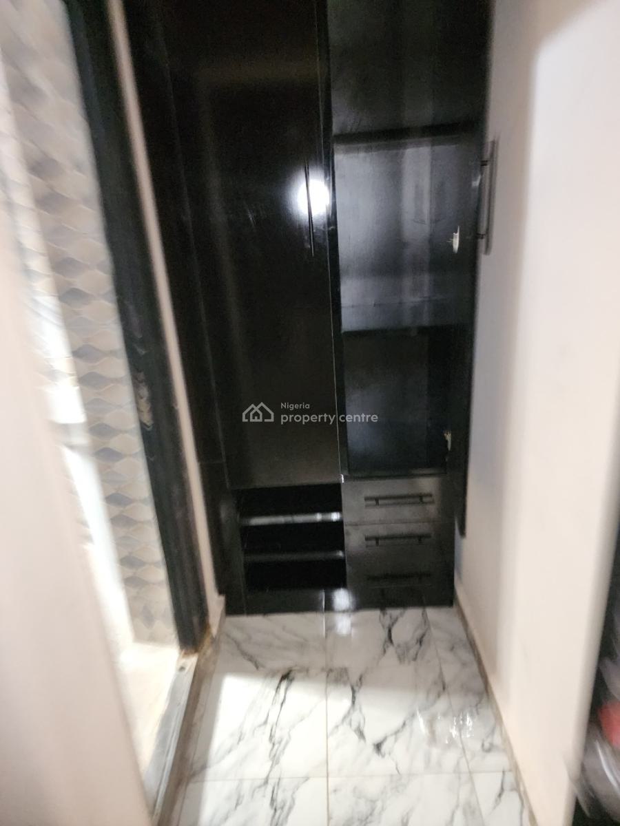 Luxury Two Bedroom Block of Flat, News Engineering, Dawaki, Gwarinpa, Abuja, Flat / Apartment for Rent