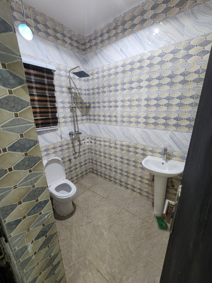 Luxury Two Bedroom Block of Flat, News Engineering, Dawaki, Gwarinpa, Abuja, Flat / Apartment for Rent