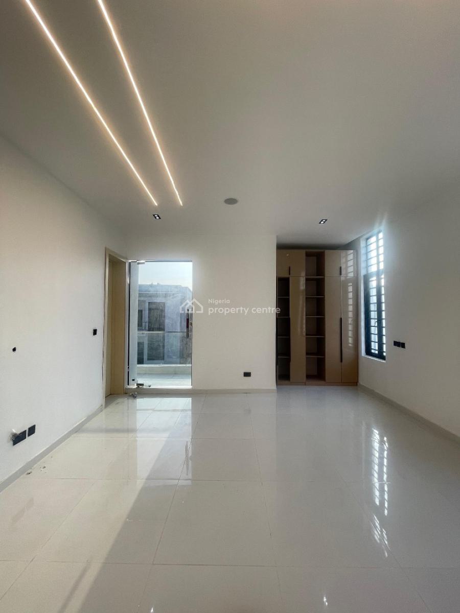 Pristine 5 Bedroom  Fully Detached with Bq and Smart Home in a Serene, Chevron, Lekki, Lagos, Detached Duplex for Sale