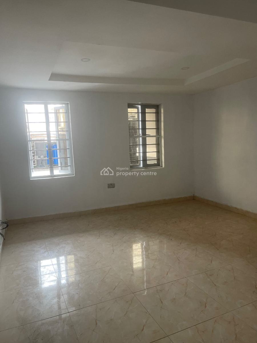 Luxury 2 Bedroom Apartment Inside Decent Estate, Chisco, Ikate, Lekki, Lagos, Terraced Bungalow for Rent
