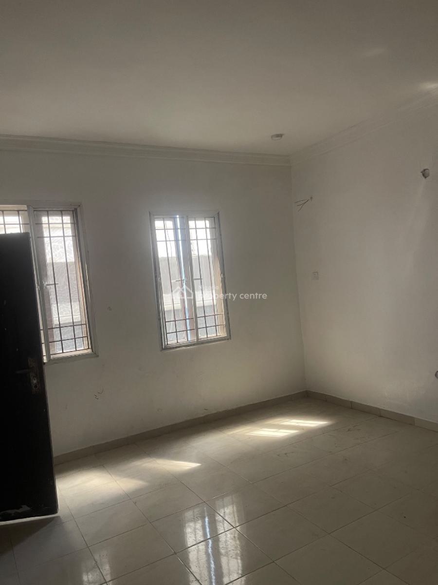 Luxury 2 Bedroom Apartment Inside Decent Estate, Chisco, Ikate, Lekki, Lagos, Terraced Bungalow for Rent