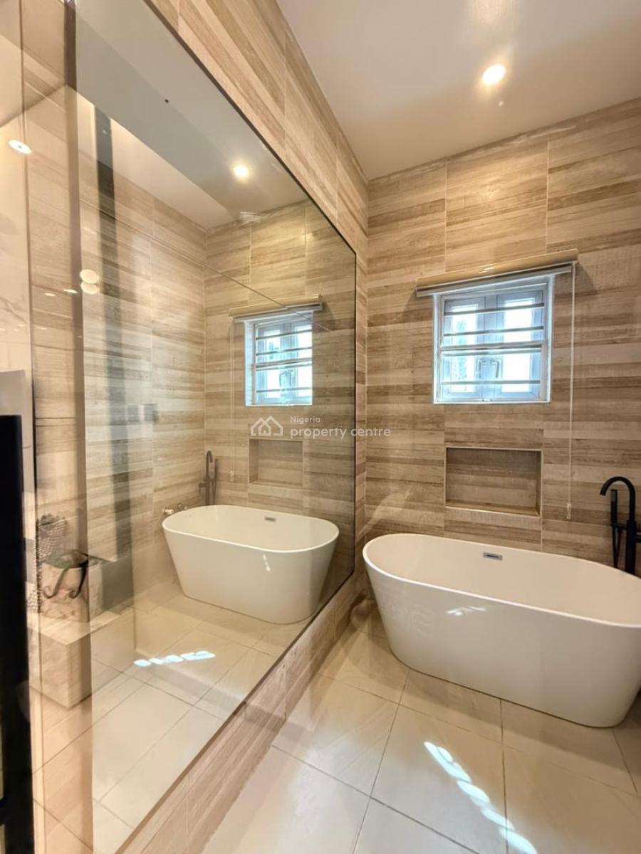 Maldives Beautiful 1 Bedroom Apartment with Private Cinema & Bath Tub, Osapa, Lekki, Lagos, Flat / Apartment Short Let