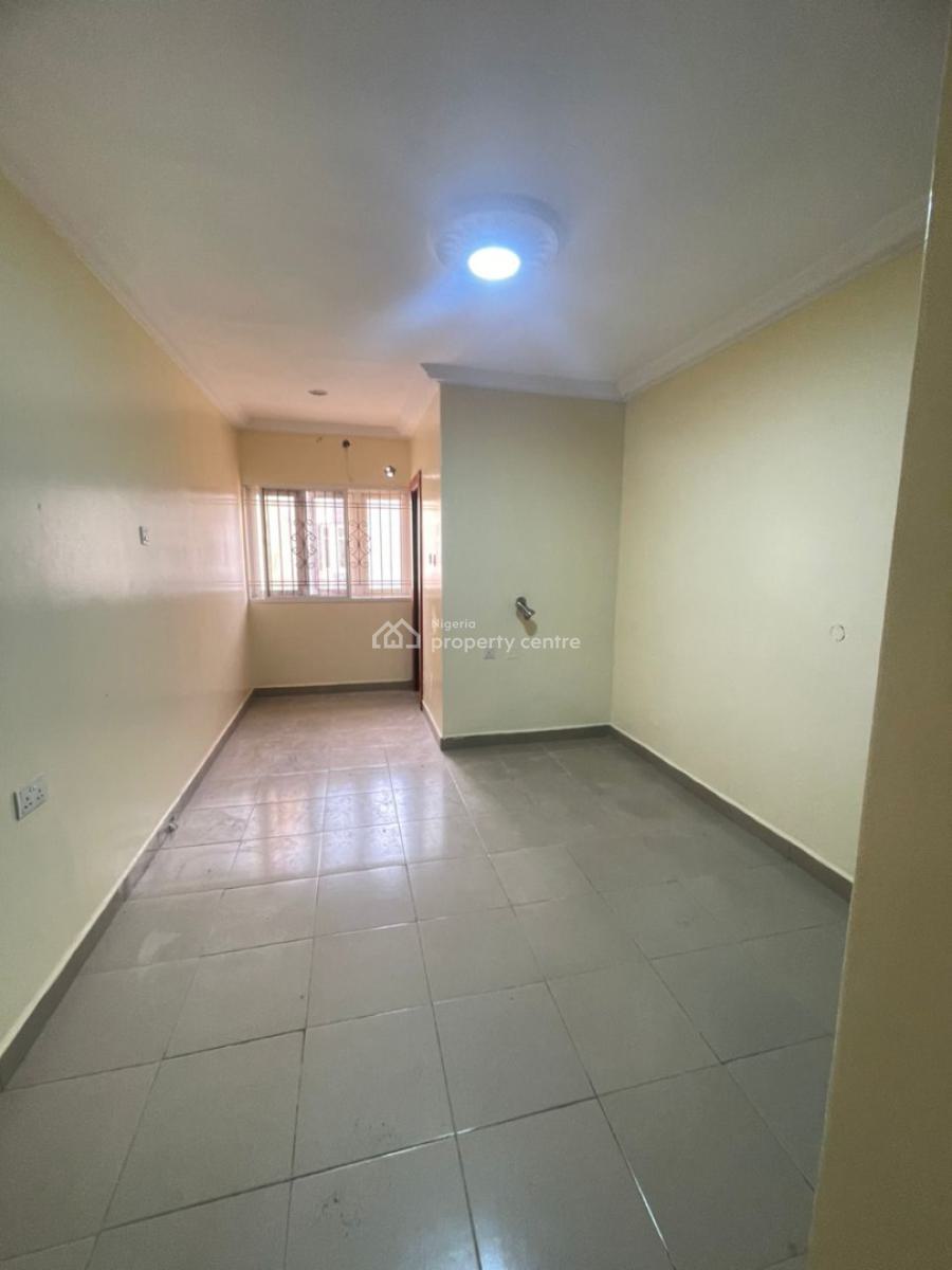 3 Bedroom Terrace + Bq, Lekki Phase 1, Lekki, Lagos, Flat / Apartment for Rent