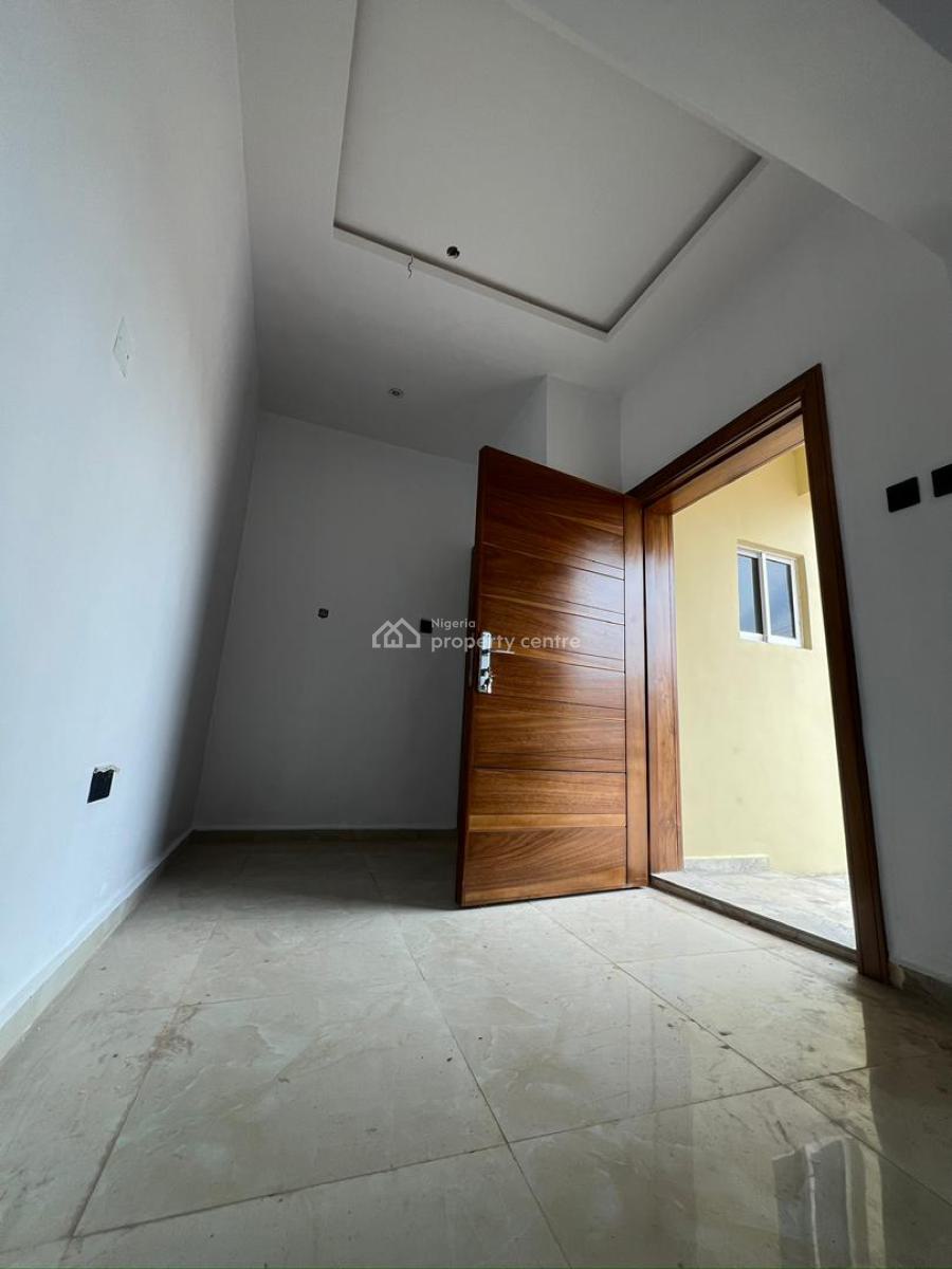 Newly Built 4-bedroom Terrace Duplex, Akowonjo, Alimosho, Lagos, Terraced Duplex for Sale