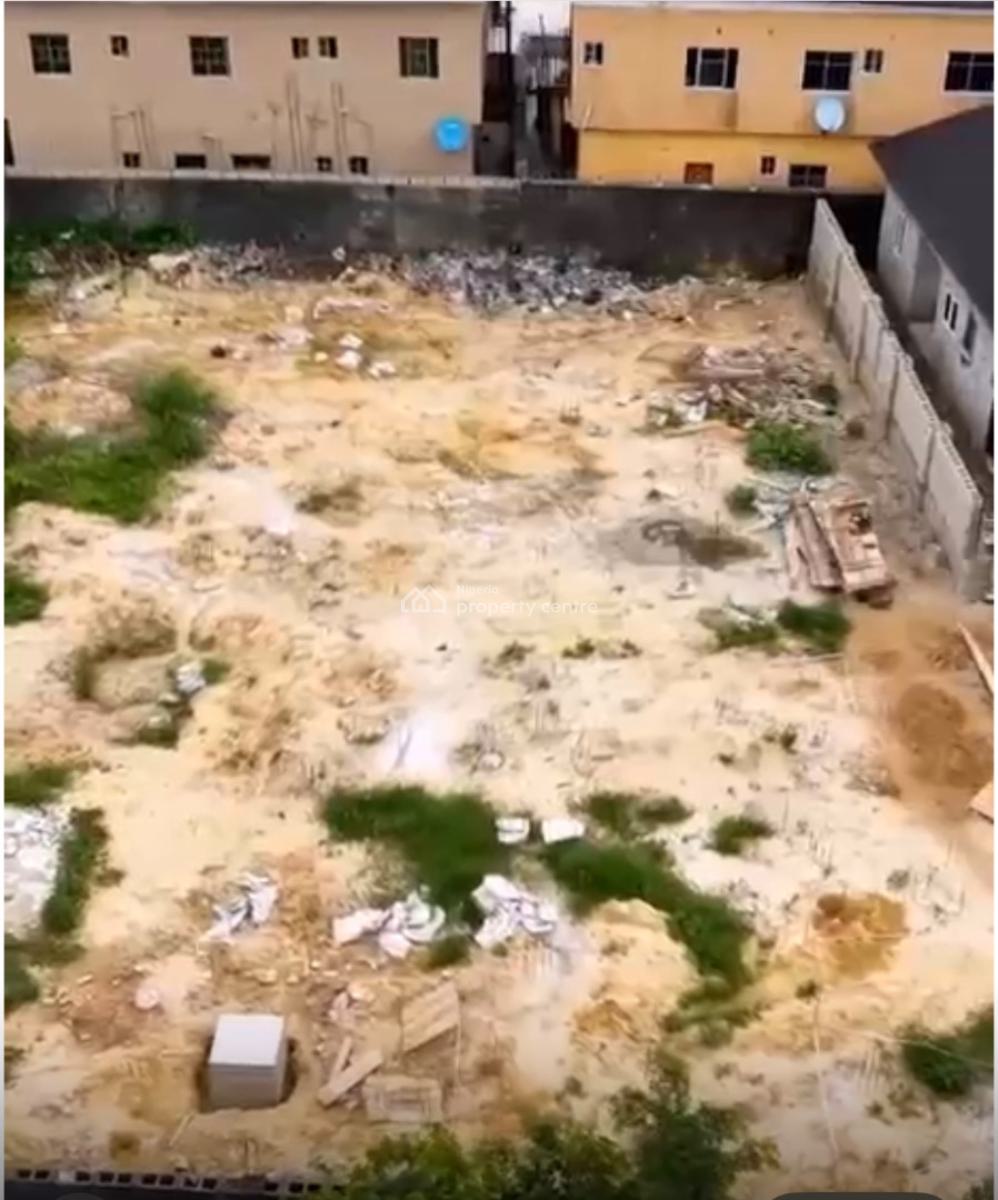 2 Bedroom Apartment, Awoyaya/de Echelon Apartment, Lekki, Lagos, Block of Flats for Sale