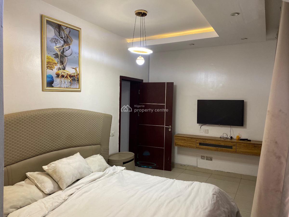 Luxury 2 Bedroom Apartment, Qmb Mart Road, Lekki Right, Lekki Phase 1, Lekki, Lagos, Flat / Apartment for Sale