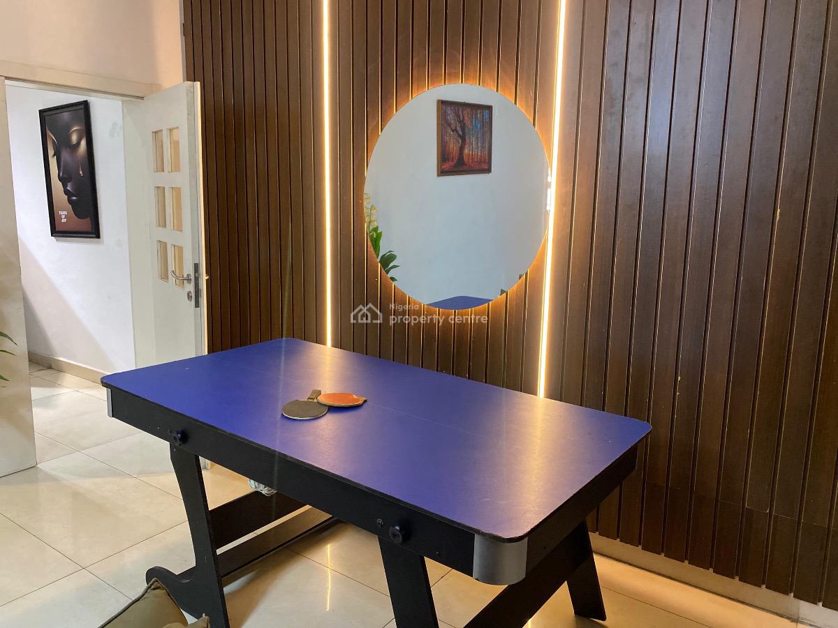 Luxury 2 Bedroom Apartment, Qmb Mart Road, Lekki Right, Lekki Phase 1, Lekki, Lagos, Flat / Apartment for Sale