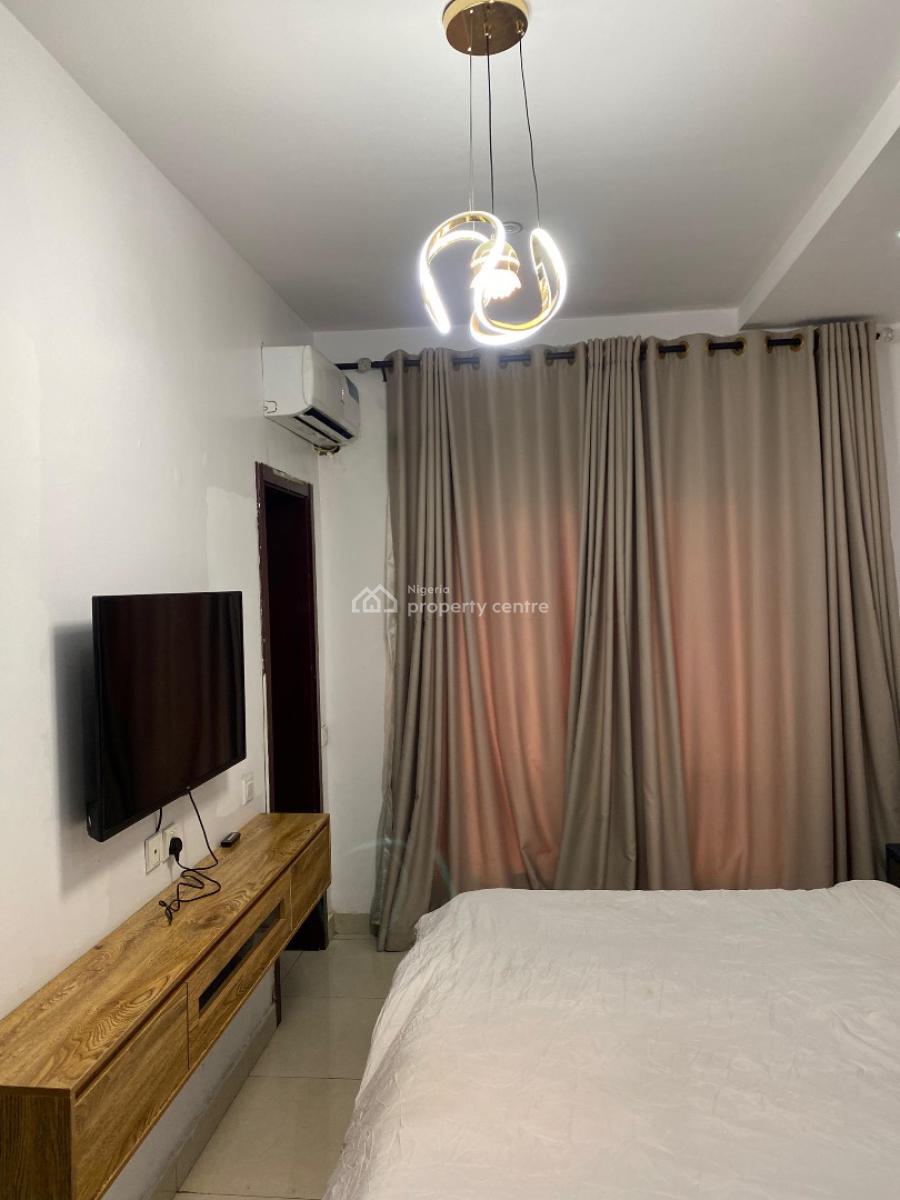 Luxury 2 Bedroom Apartment, Qmb Mart Road, Lekki Right, Lekki Phase 1, Lekki, Lagos, Flat / Apartment for Sale