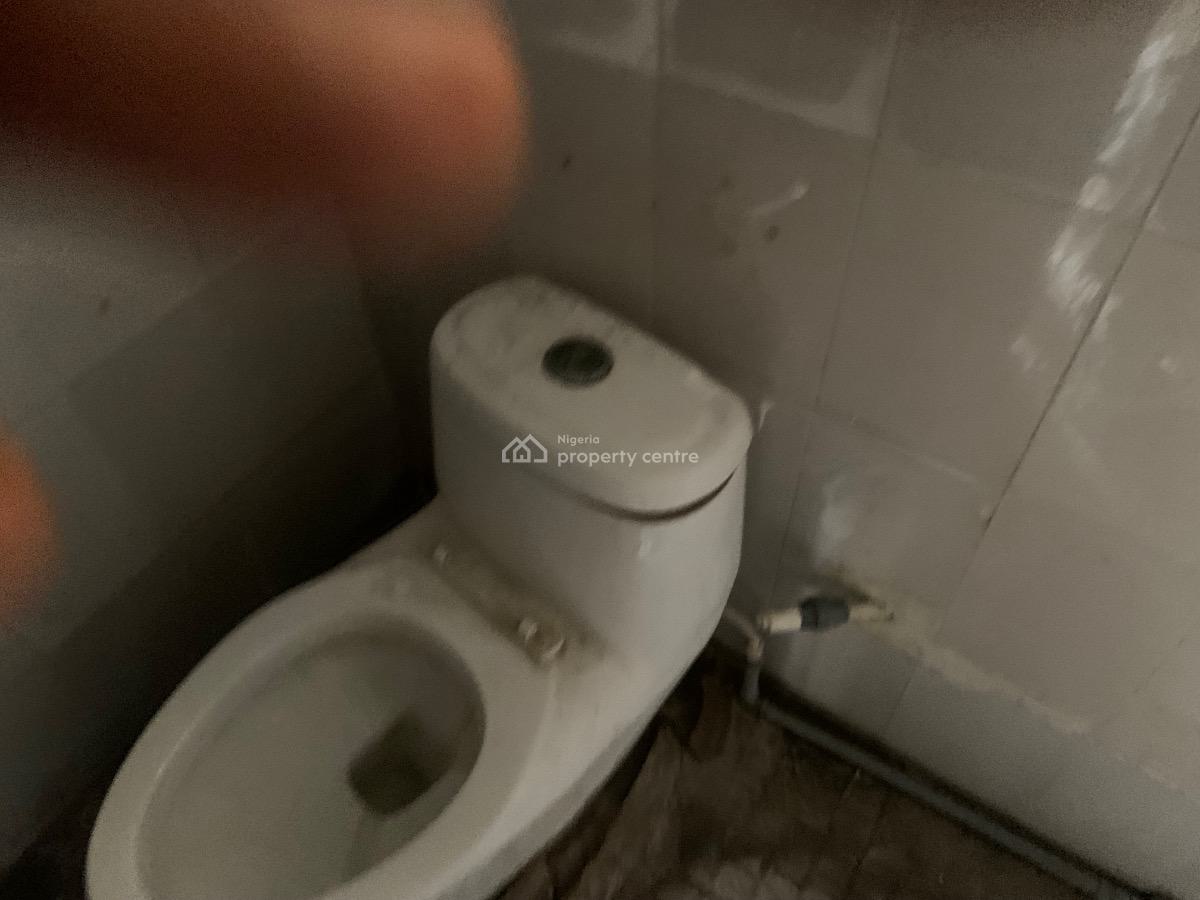 Bq, Carlton Gate Estate Chevron Drive, Lekki, Lagos, Self Contain (single Rooms) for Rent