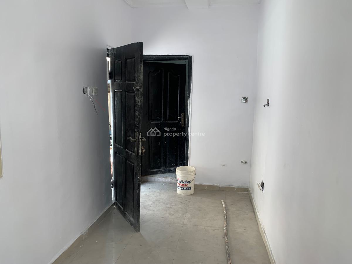 Single Room Self Con, Carlton Gate Chevron Drive, Lekki, Lagos, Self Contain (single Rooms) for Rent