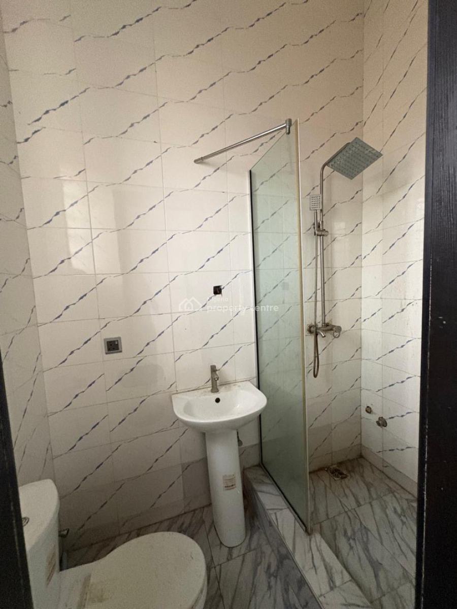 Spacious 1 Bedroom Apartment, Ikota, Lekki, Lagos, Flat / Apartment for Rent
