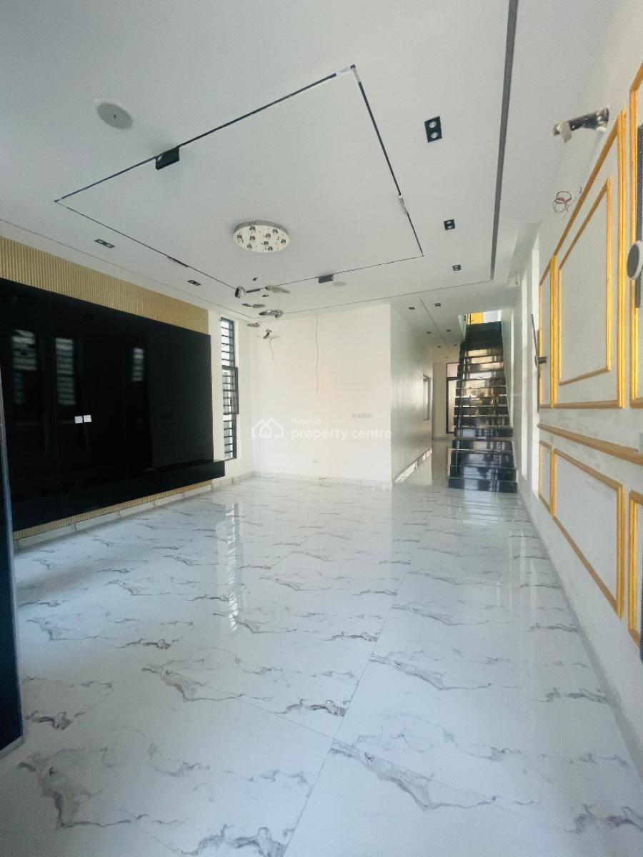 Pristine 5 Bedroom  Fully Detached with Bq, Chevron, Lekki, Lagos, House for Sale