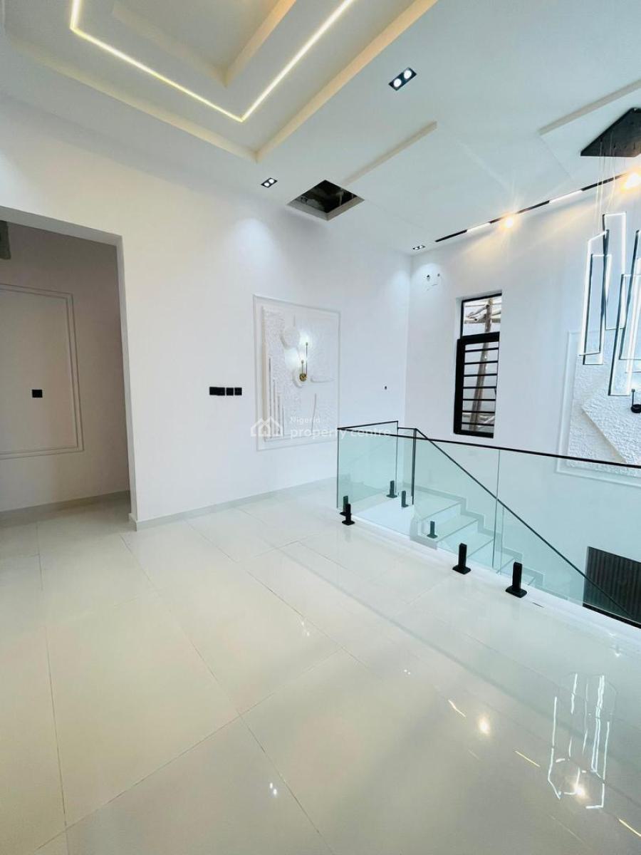 Distress Property 4bedroom Detached Duplex with Bq in Ajah, Ajah, Lagos, Detached Duplex for Sale